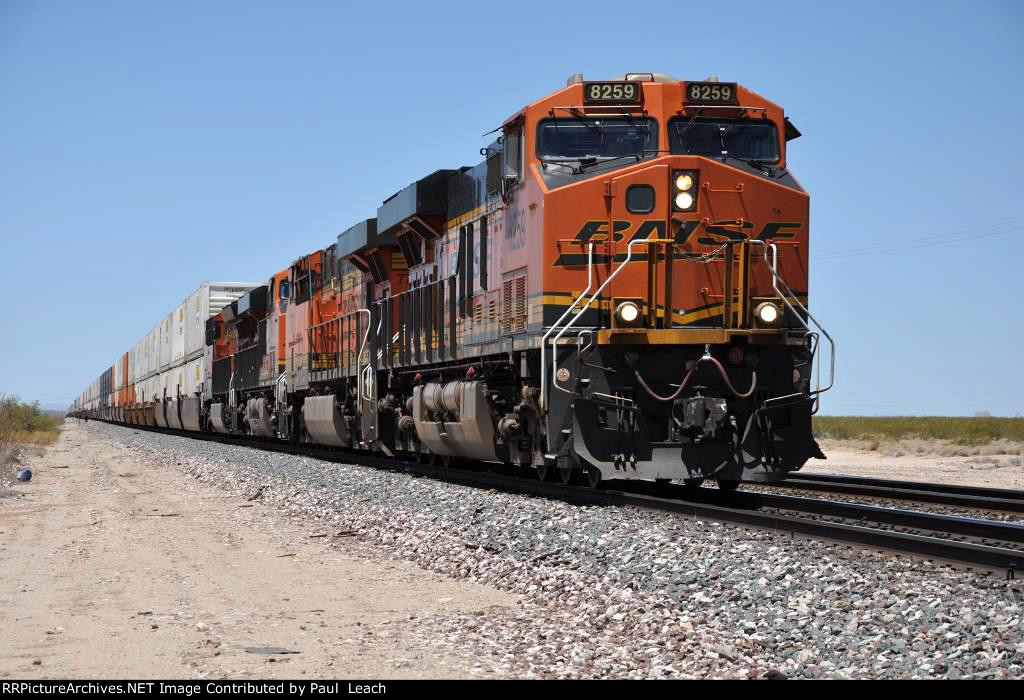 Intermodal races east down the grade